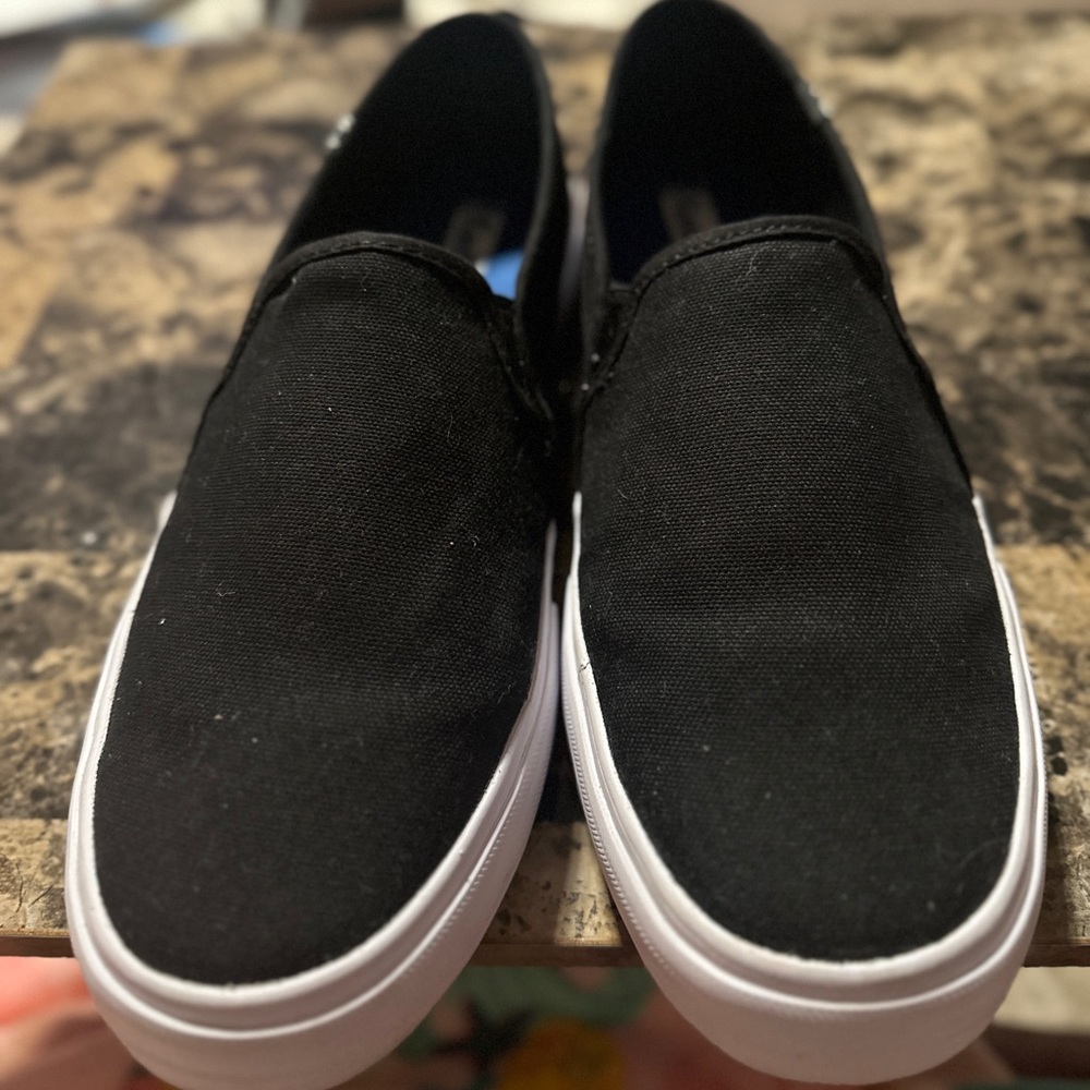 ✨ Like New Women’s Double Decker Keds Canvas Slip On Sneaker Black Size 11W ✨